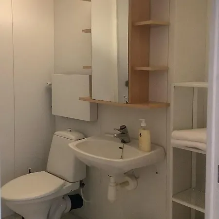 Cosy Two In With Free Parking Апартаменты Хельсинки