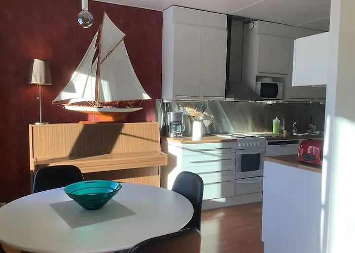 아파트 Cosy Two In With Free Parking 헬싱키