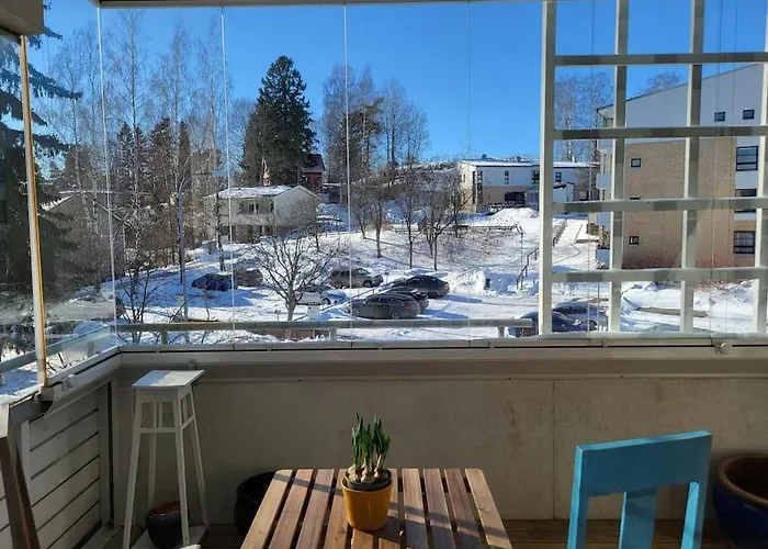 Cosy Two In With Free Parking *